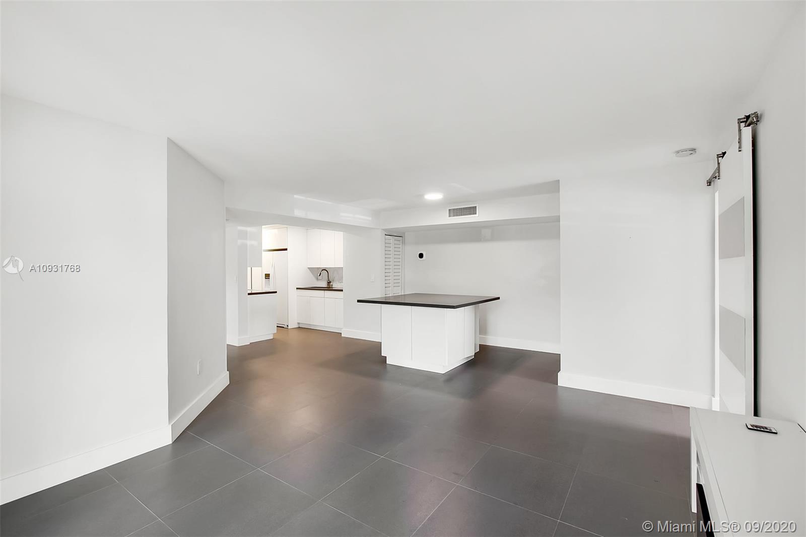 CARMEL AT CALIFORNIA CL C - Residential