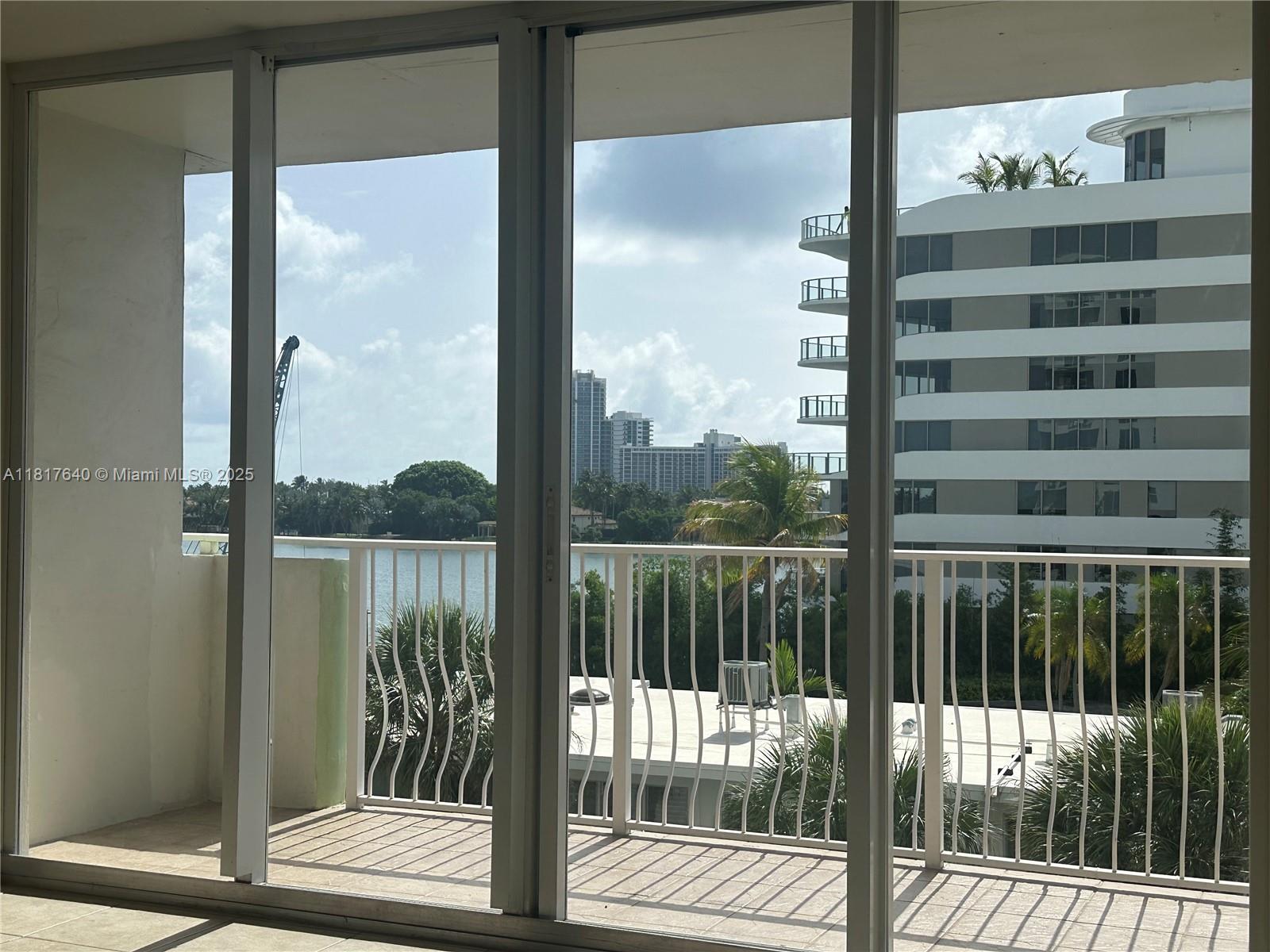 10350 W Bay Harbor Dr 4F