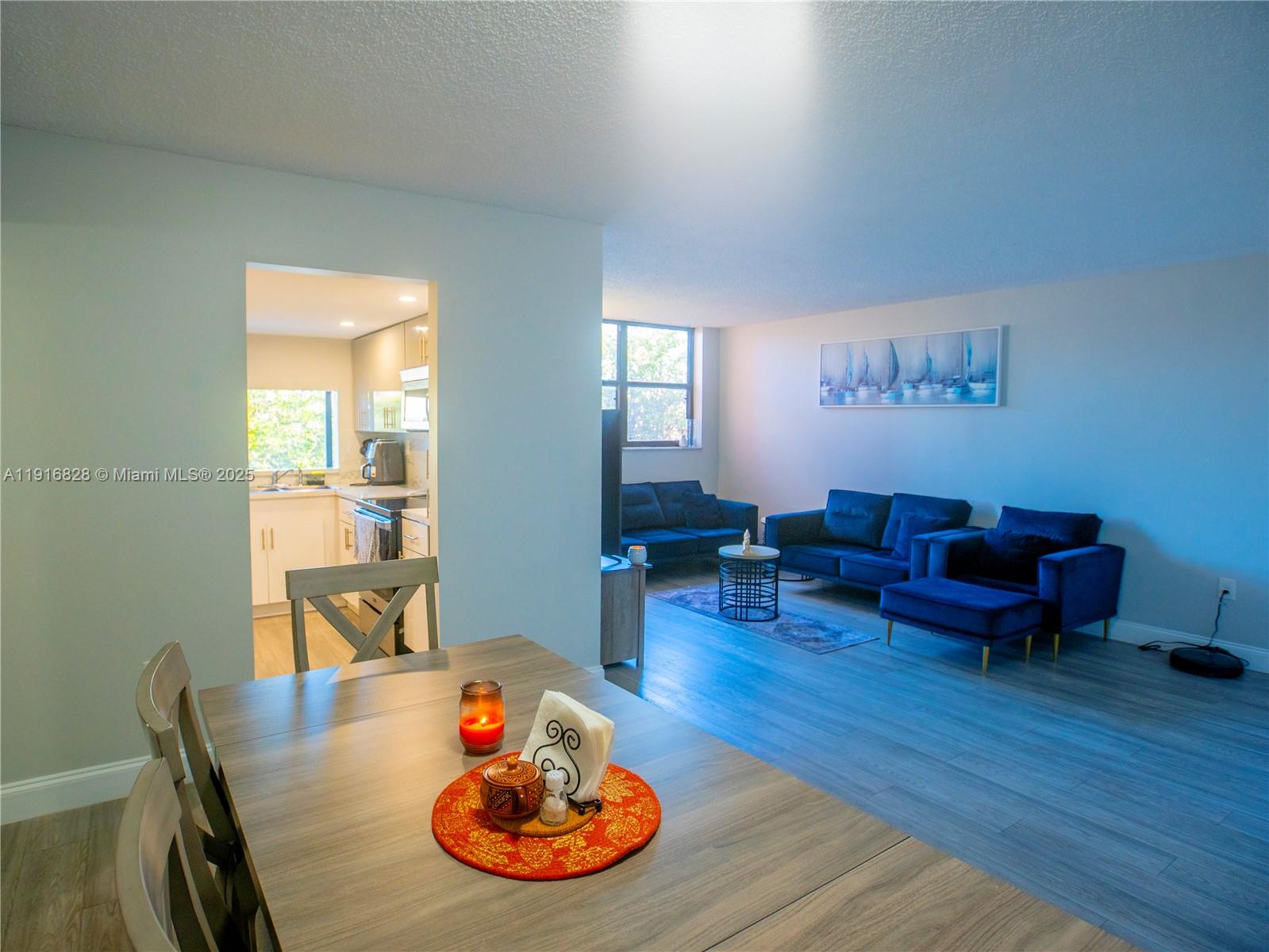 VERSAILLES GARDENS II CON - Residential Lease