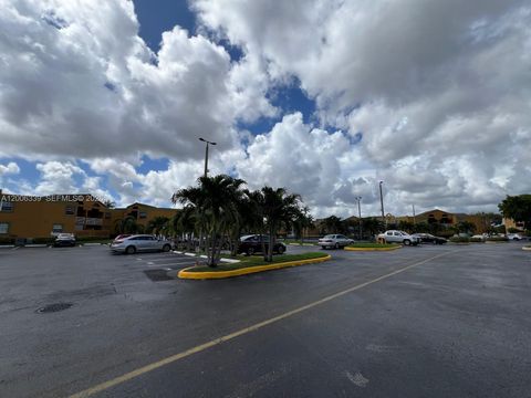 Tiny photo for 9715 Fontainebleau Blvd #E308, Miami, FL 33172 (MLS # A12006339)