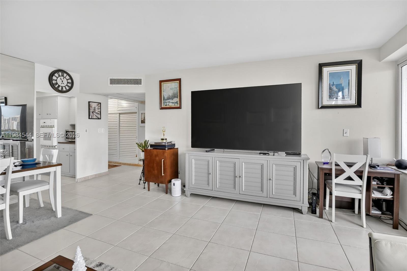 CORAL RIDGE TOWERS CO-OP - Residential