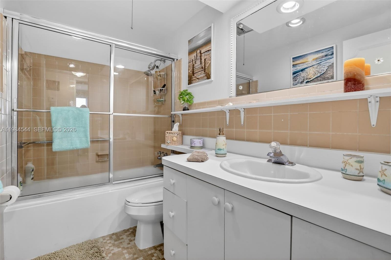 CORAL RIDGE TOWERS CO-OP - Residential