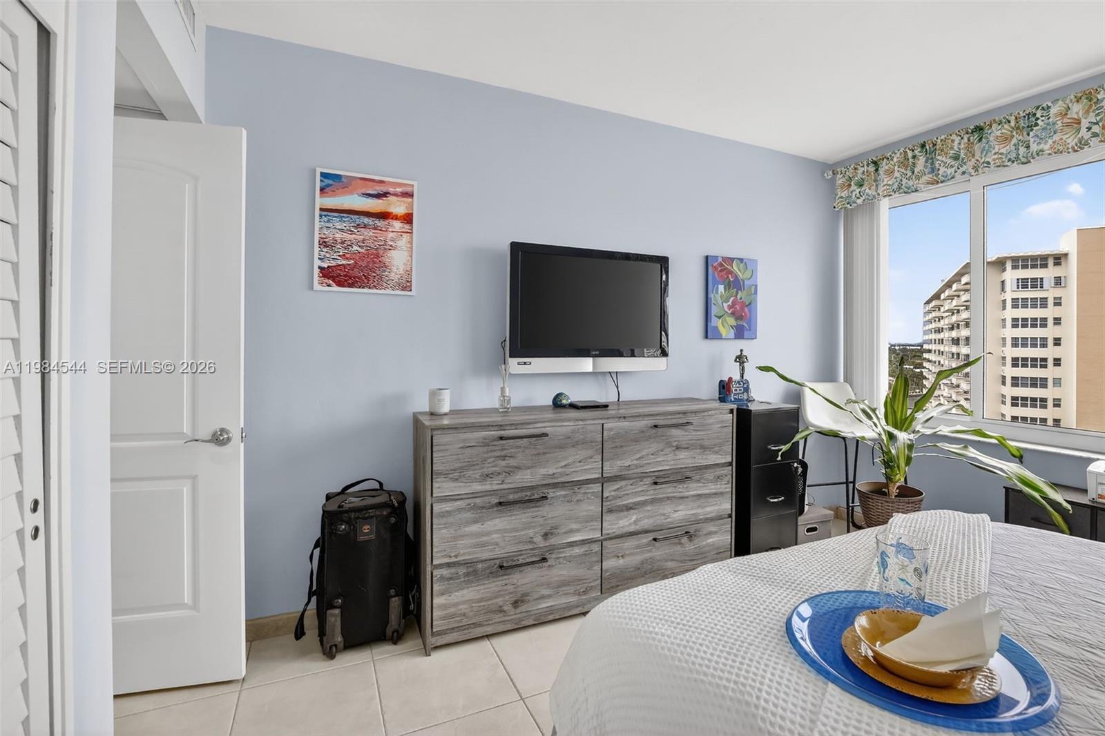 CORAL RIDGE TOWERS CO-OP - Residential