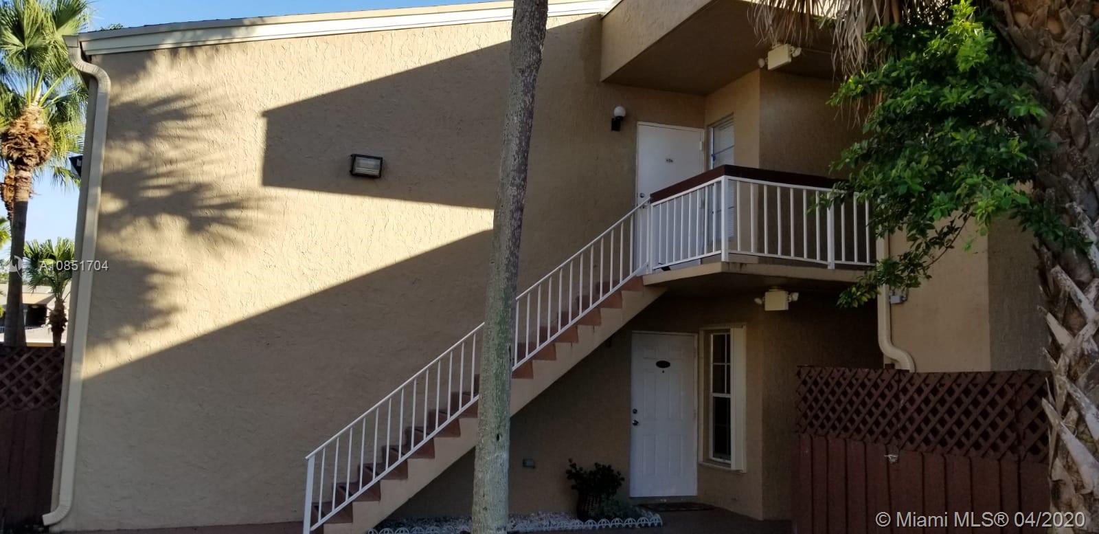 THE MEADOWS LAKE NORTH CO - Residential Lease