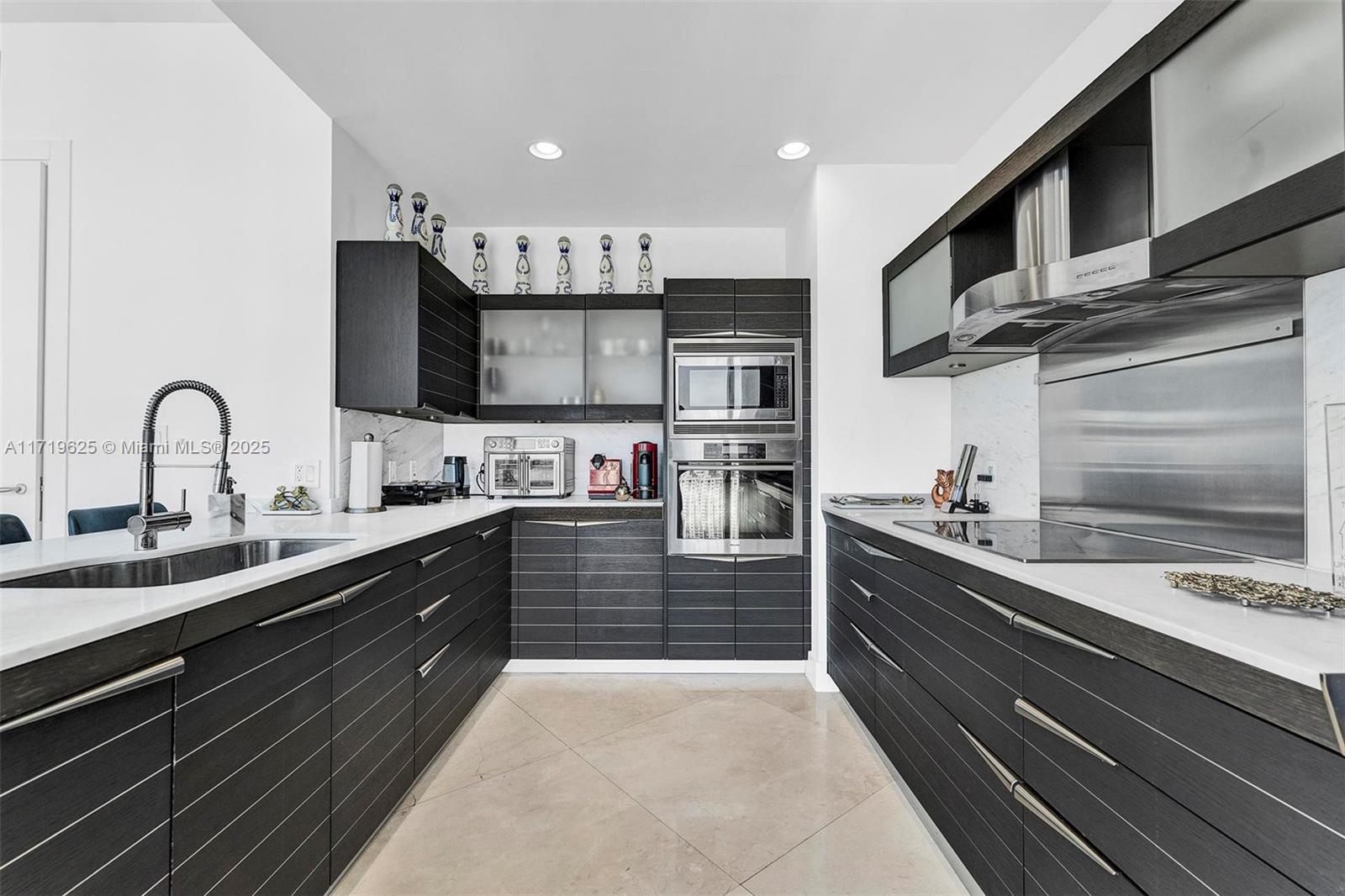 EPIC WEST CONDO - Residential Lease