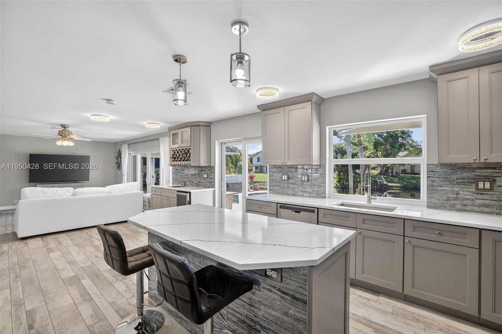 JACARANDA LAKES SEC 1 - Residential