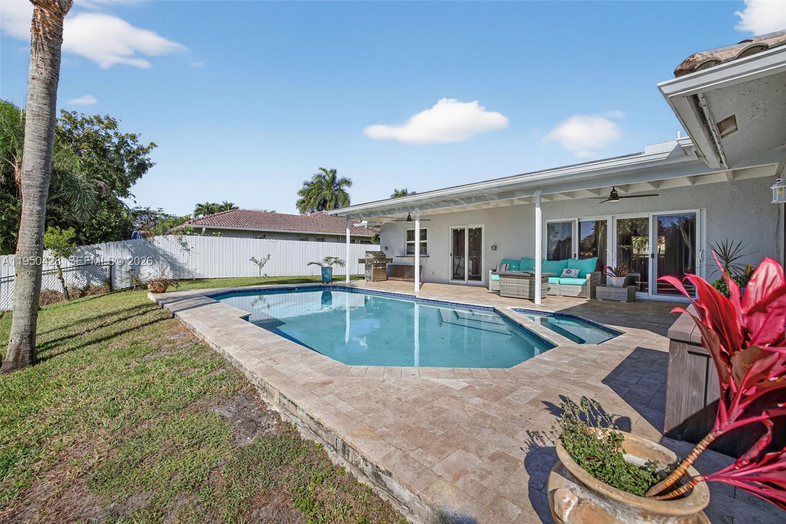 JACARANDA LAKES SEC 1 - Residential