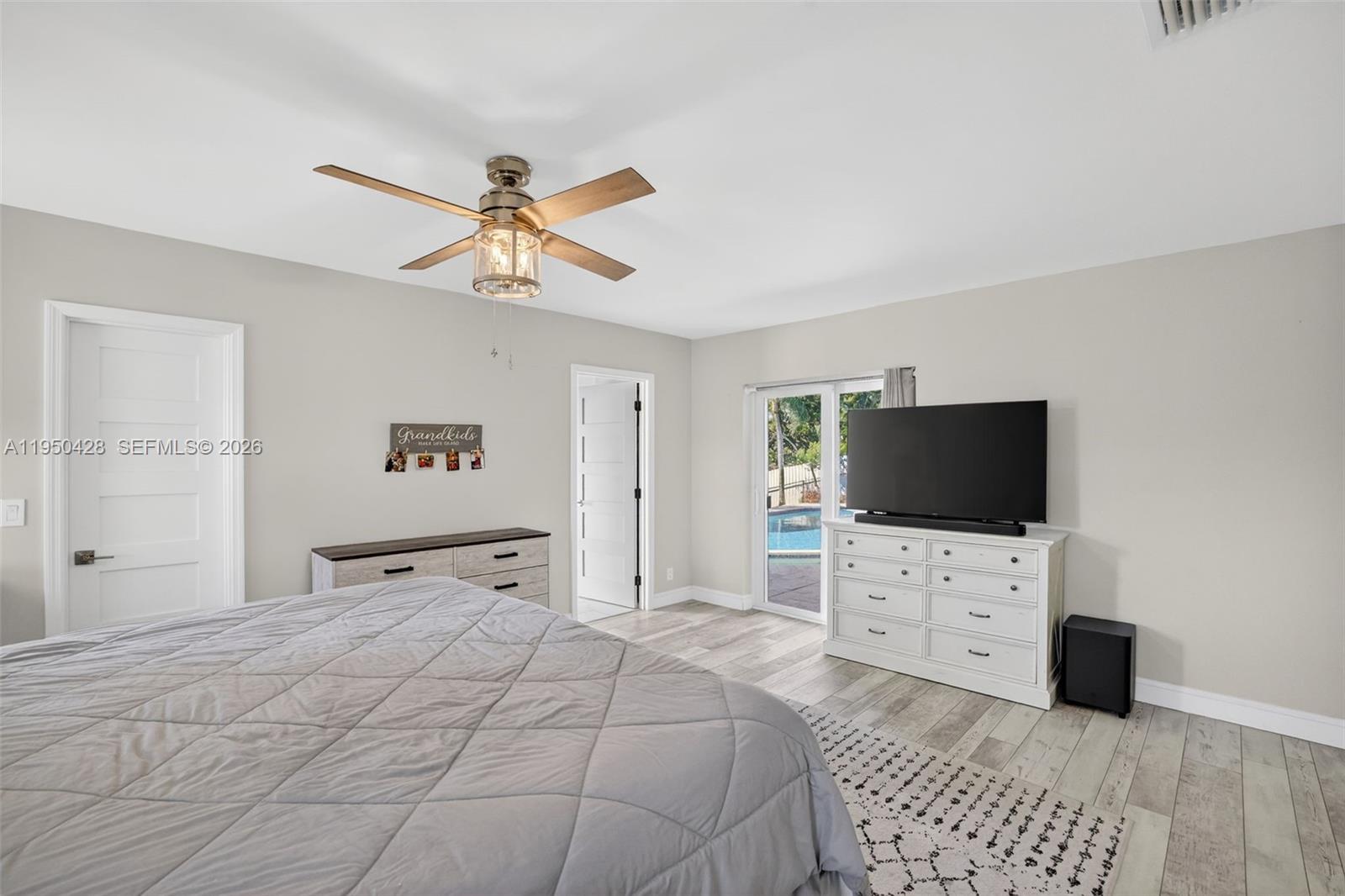 JACARANDA LAKES SEC 1 - Residential