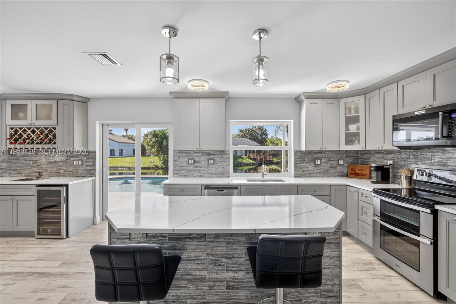 JACARANDA LAKES SEC 1 - Residential