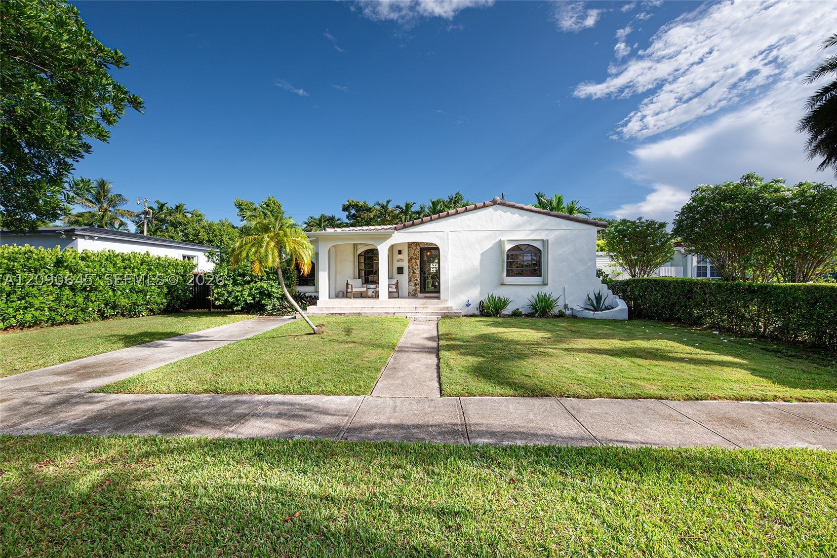 6751 SW 30th St, Miami, FL, 33155/$895,000 1 6751 SW 30th St