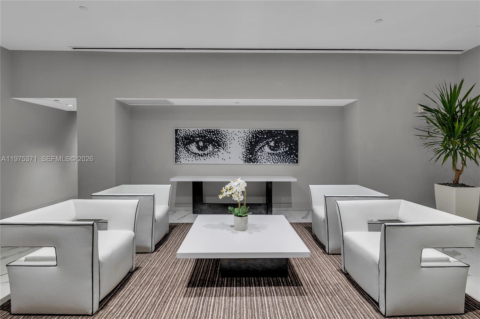 DIPLOMAT OCEANFRONT RESID - Residential