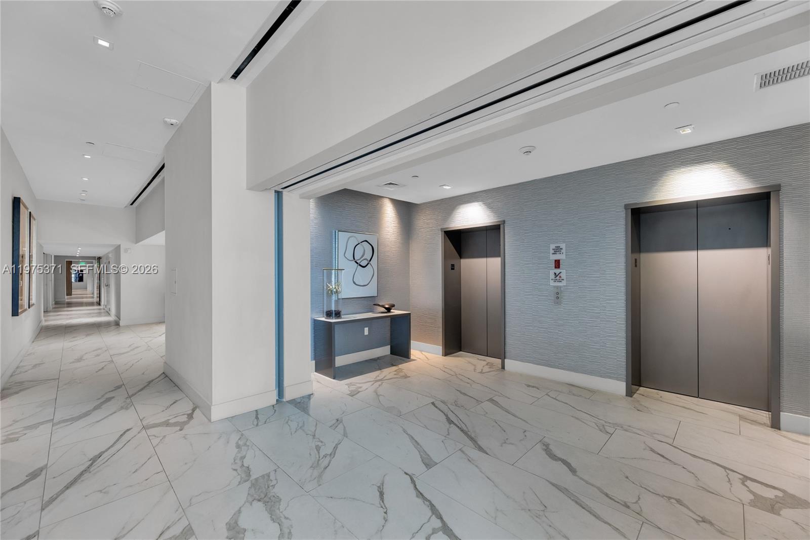 DIPLOMAT OCEANFRONT RESID - Residential