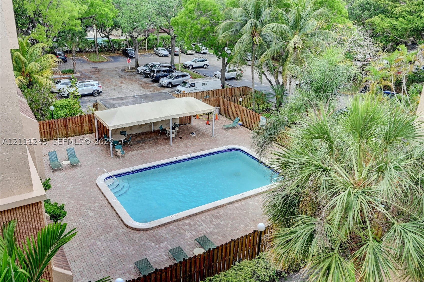 6800 Cypress Rd 506, Plantation FL 33317