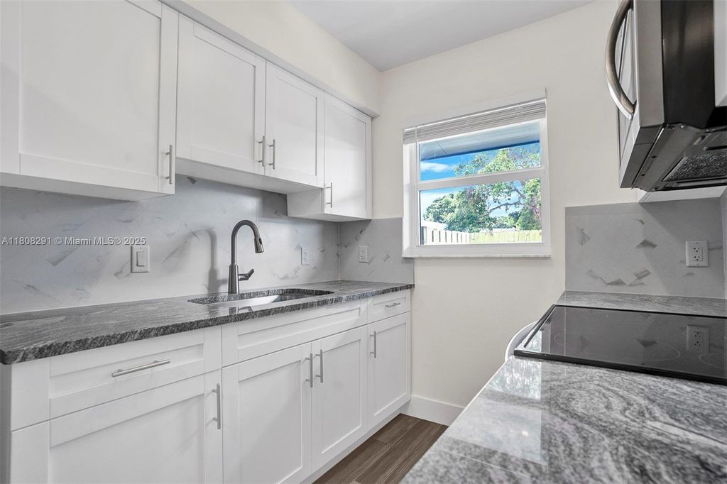 Photo of 929 S N St #4, Lake Worth, FL 33460 (MLS # A11808291)