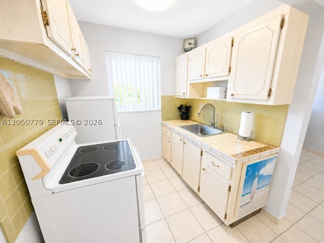 2145 Pierce St 416
