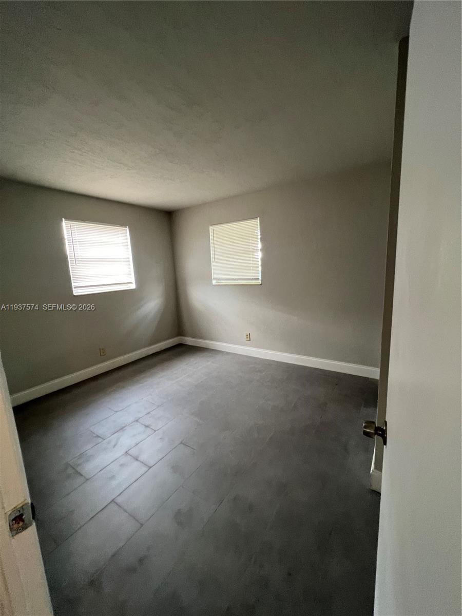 TWIN LAKES HOMES - Residential