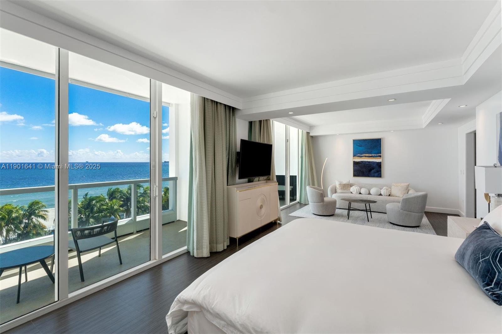 FONTAINEBLEAU III OCEAN C - Residential