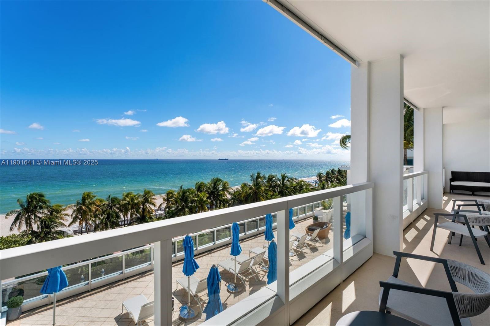 FONTAINEBLEAU III OCEAN C - Residential