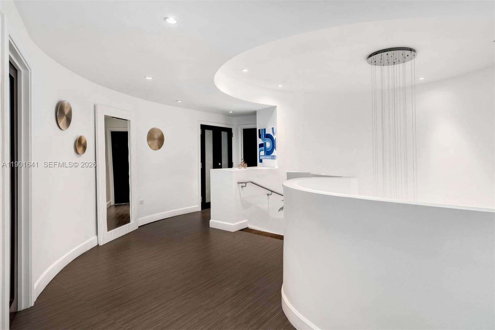 FONTAINEBLEAU III OCEAN C - Residential