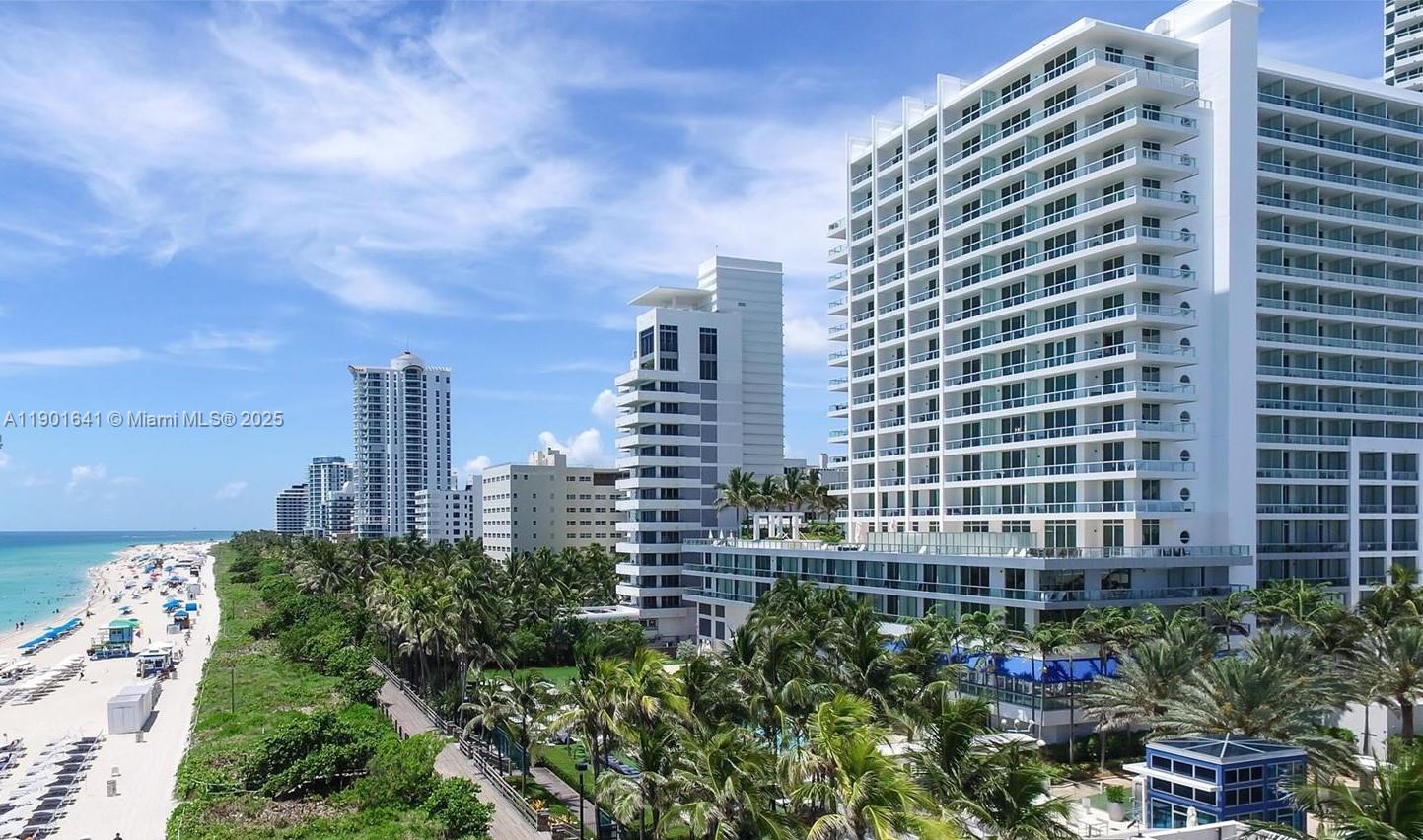 FONTAINEBLEAU III OCEAN C - Residential