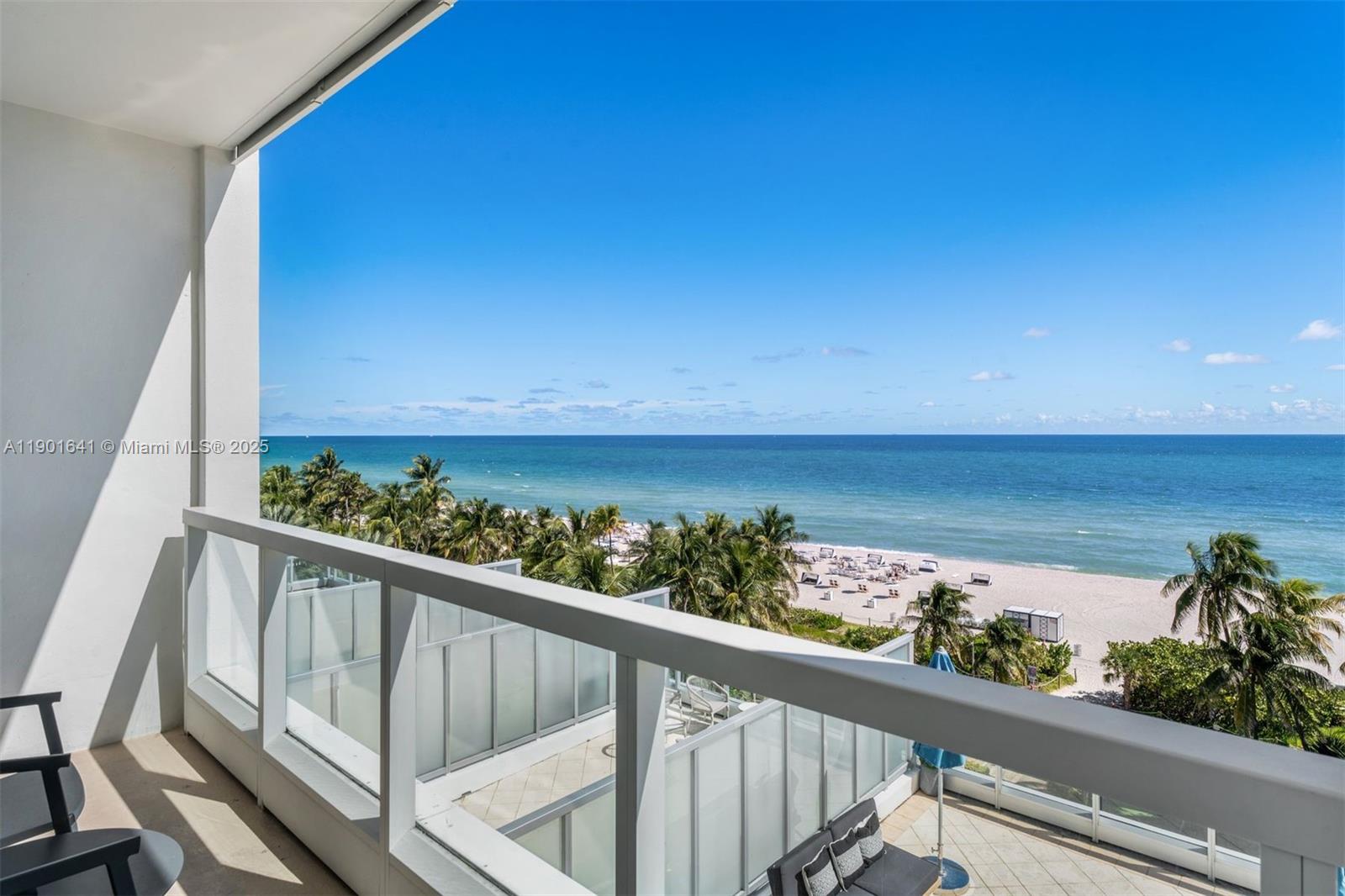 FONTAINEBLEAU III OCEAN C - Residential