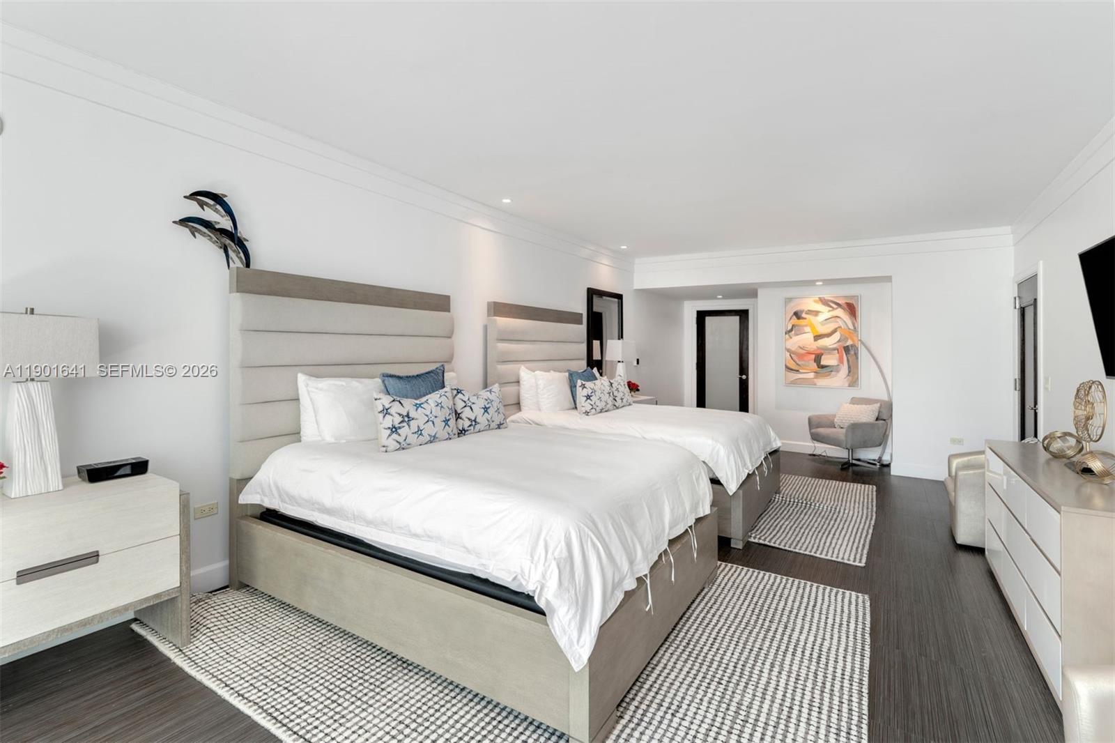 FONTAINEBLEAU III OCEAN C - Residential