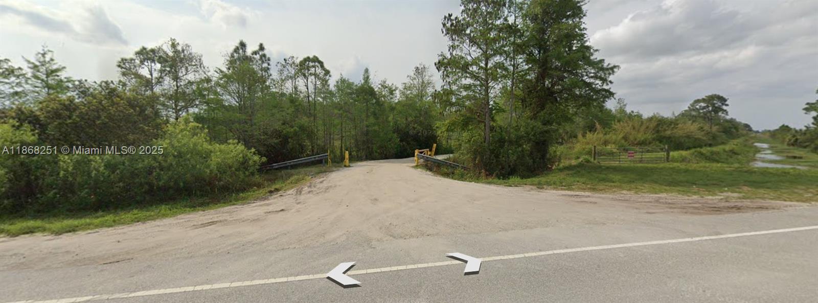OWNER WILL FIANANCE!! $1000 DOWN!! $274.81 MONTHLY PAYMENTS FOR 36 MONTHS AT 7%!!! Palm Beach Heights property for sale perfect for hunting, camping and riding atvs. Amazing hunting in South Florida, Turkeys, Deer, Hog. Ride your side by side near water and mud in some of the best trails. Palm Beach Heights is gated and only allows owners and guests access. Weekends are for fun with the kids and family camping in the sun of Hungry Land. NO Permanent​​‌​​​​‌​‌​​​‌‌​​​‌‌‌​​‌​​‌‌​​​​ Structures!