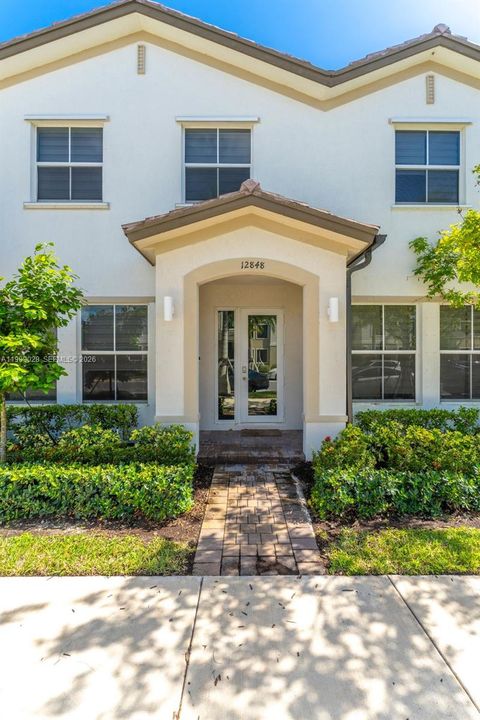 12848 SW 242nd St Homestead FL 33032