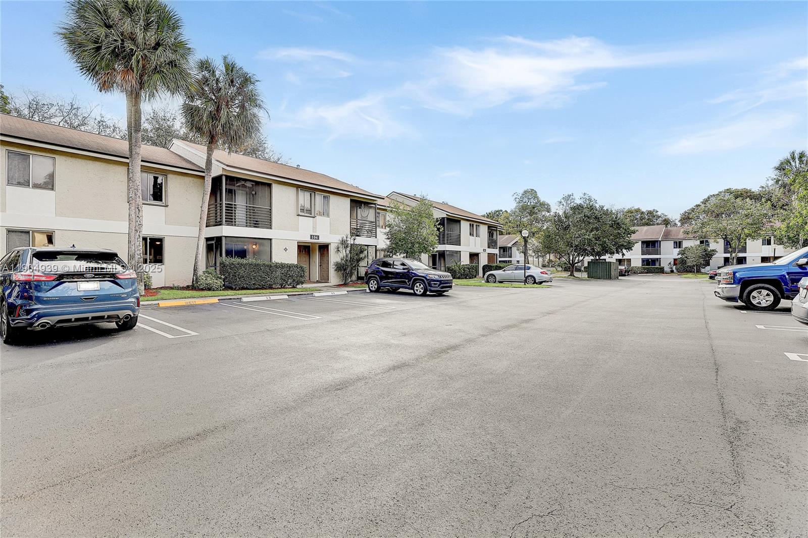 View photos, virtual tours, details... 104 Gardens Dr 103