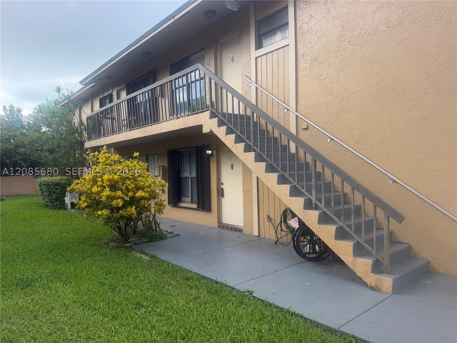 6730 W 26th Ct 11-15