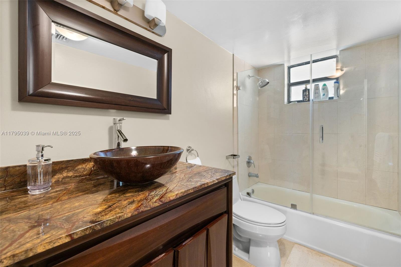 SPINNAKER BAY AT THE WATE - Residential