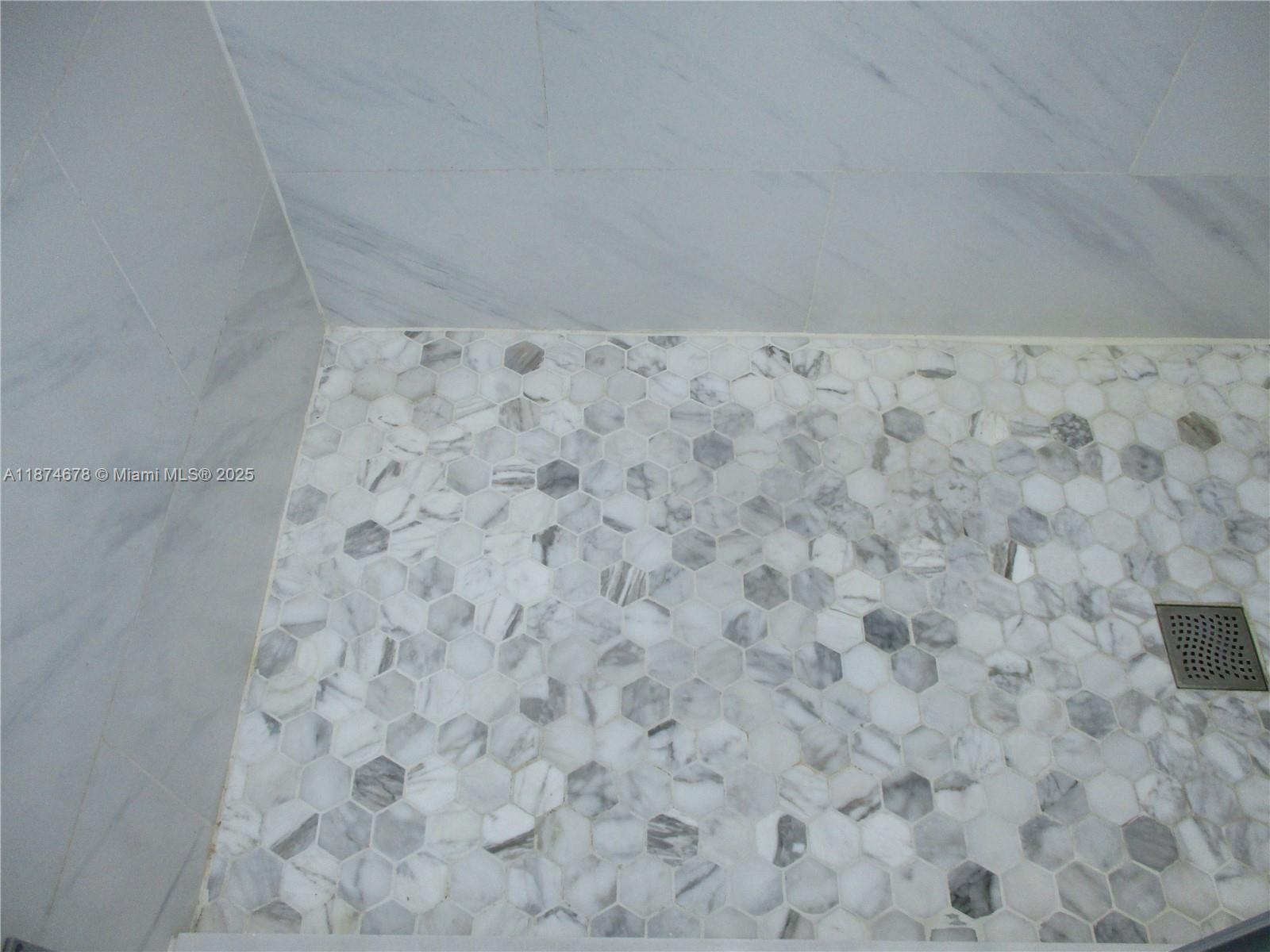 PARK PLAZA TOWNHOUSES CON - Residential