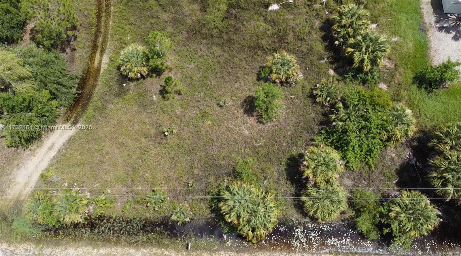 GOLDEN GATE EST - Land