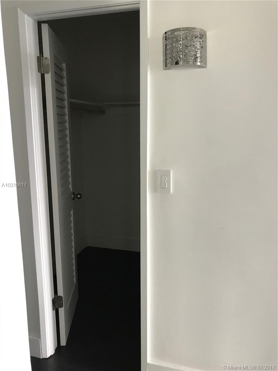 OCEANVIEW BUILDING A COND - Residential Lease