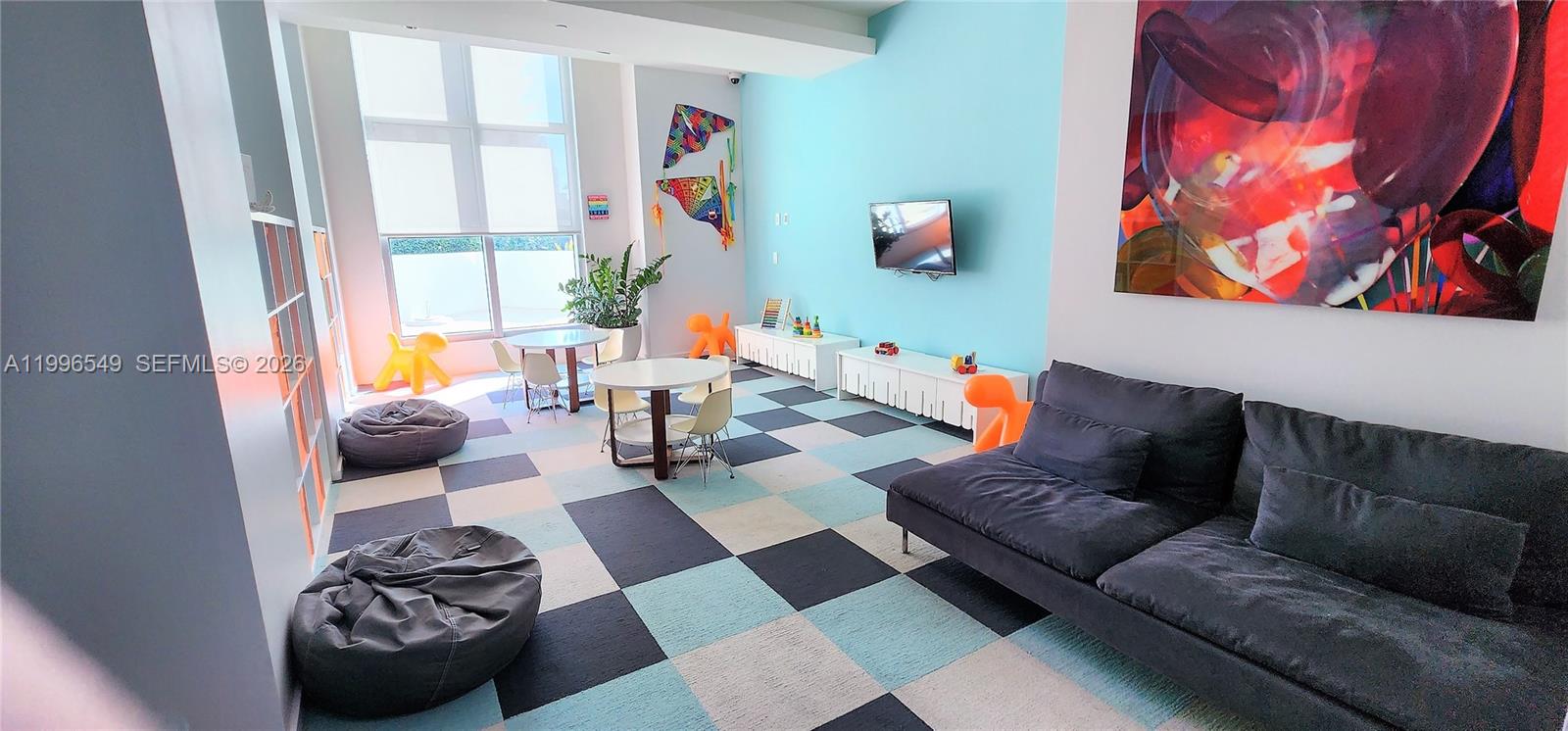 1100 MILLECENTO RESIDENCE - Residential Lease