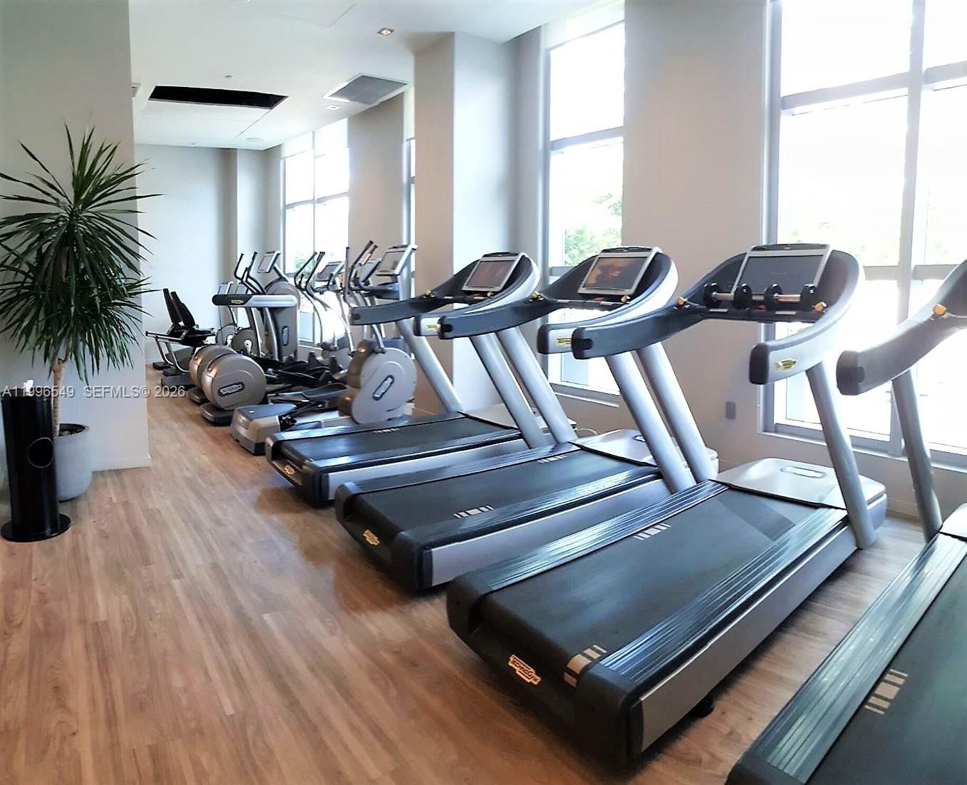 1100 MILLECENTO RESIDENCE - Residential Lease