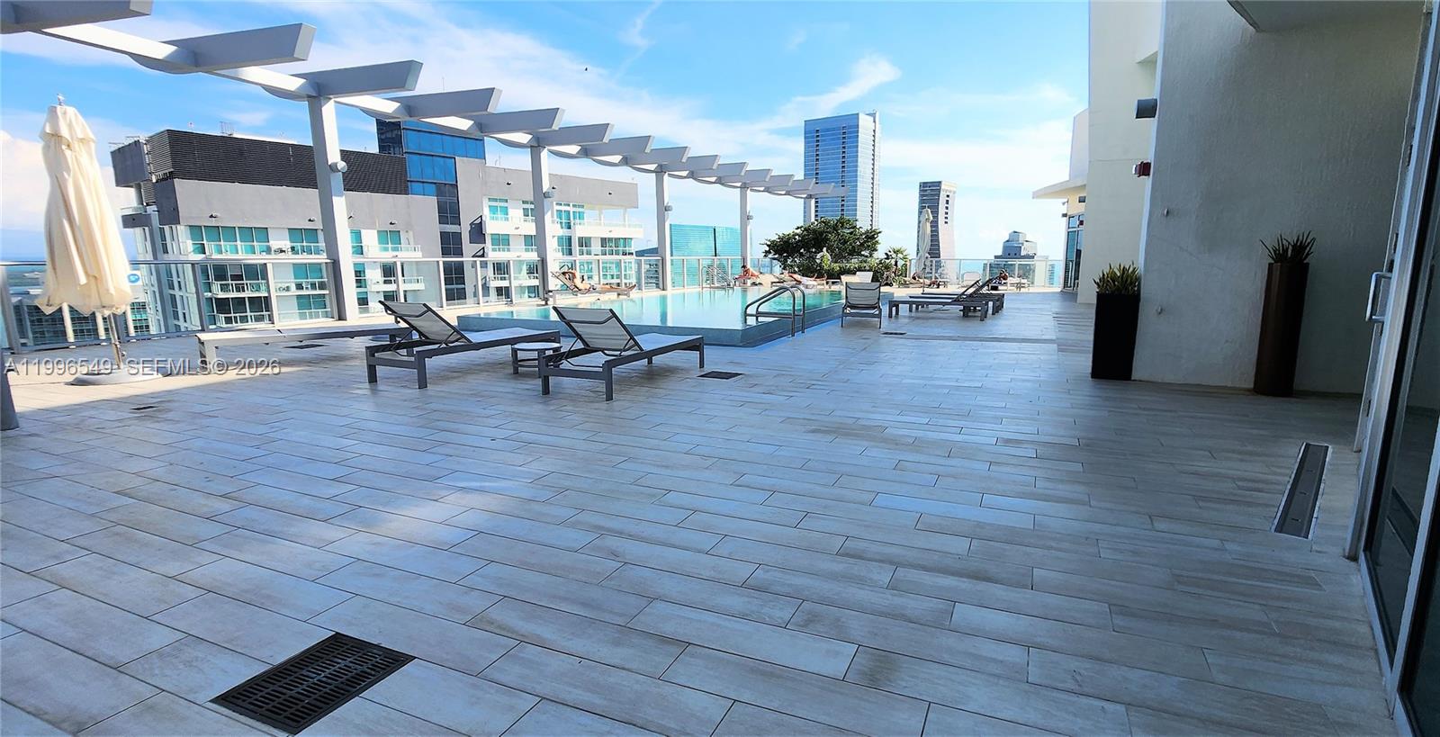 1100 MILLECENTO RESIDENCE - Residential Lease