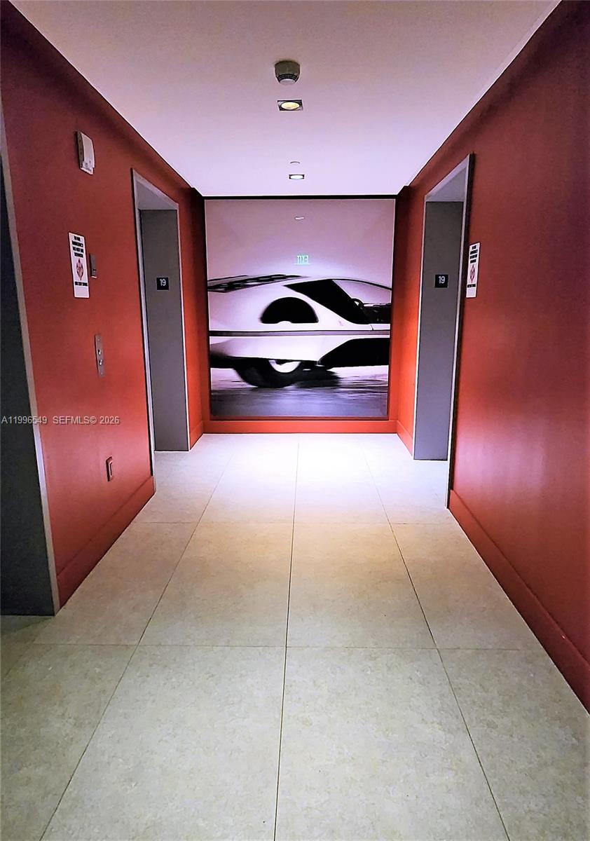 1100 MILLECENTO RESIDENCE - Residential Lease