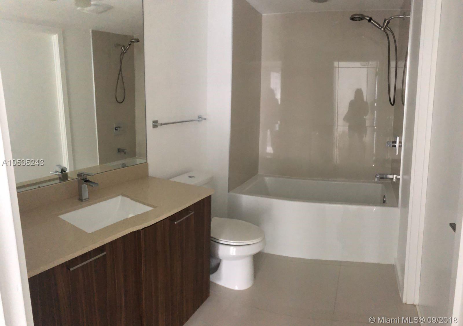 5252 PASEO CONDO - Residential Lease