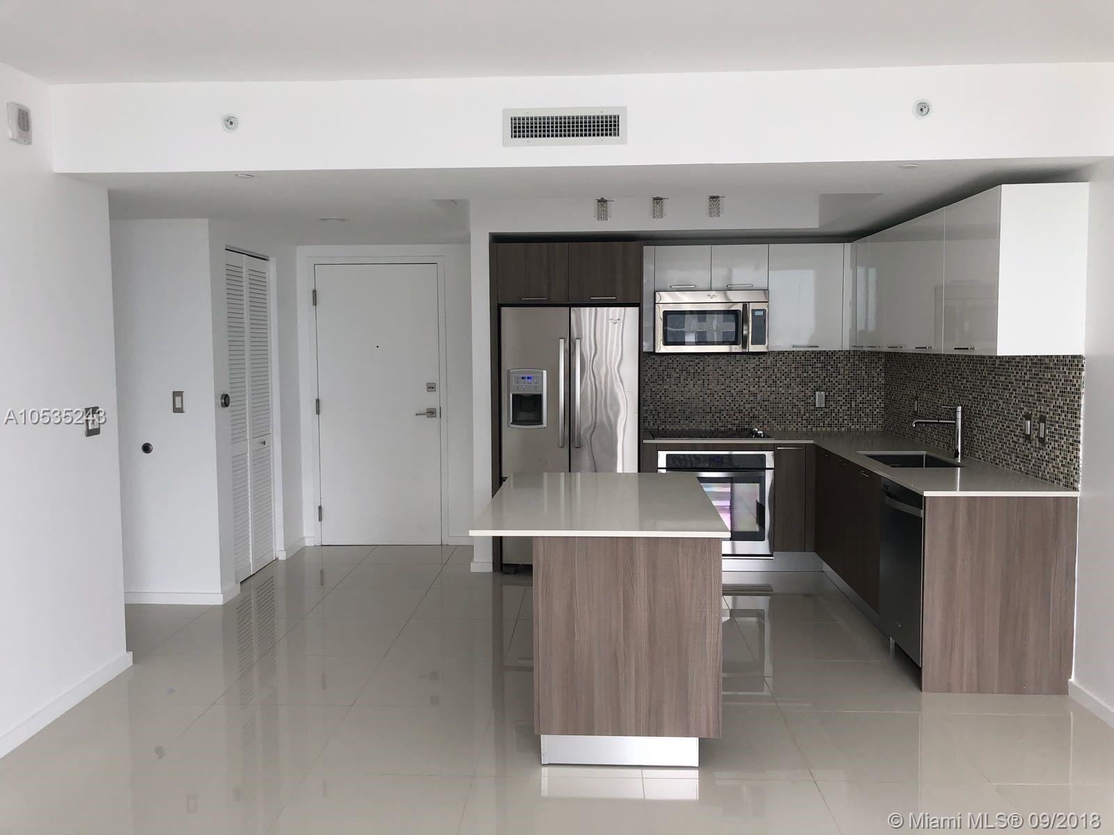 5252 PASEO CONDO - Residential Lease