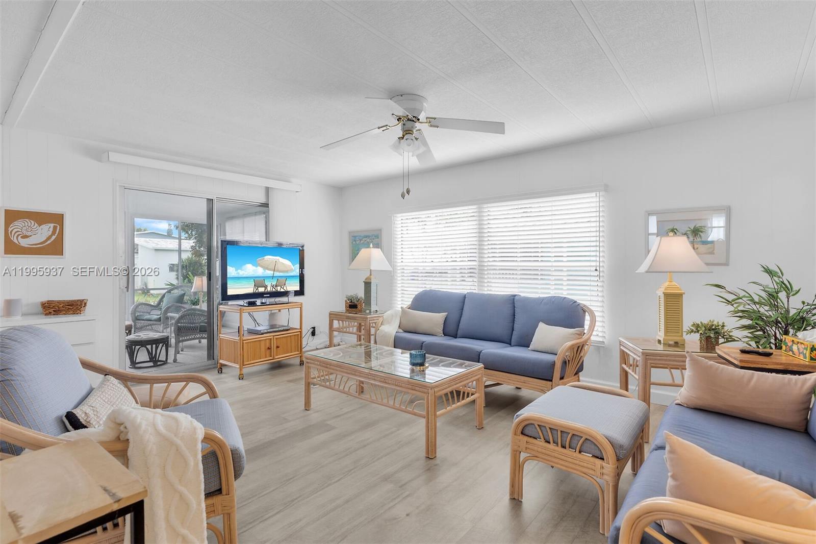 SILVER SHORES MOBILE HOME - Residential