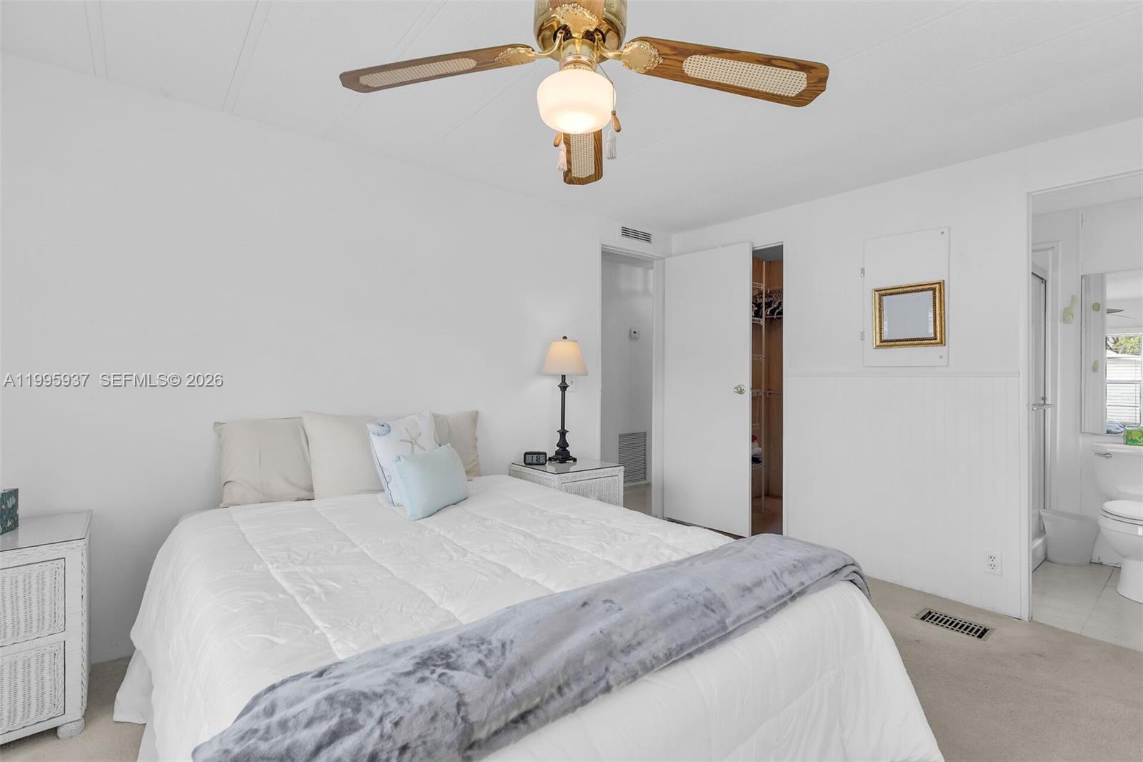 SILVER SHORES MOBILE HOME - Residential