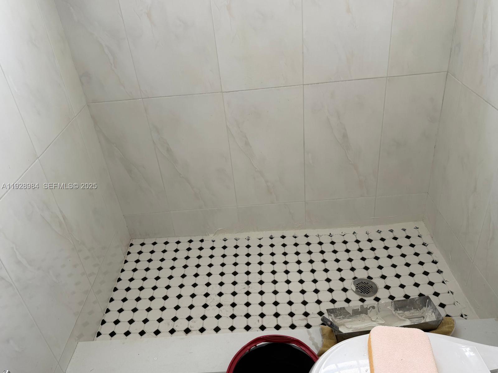 GOLF PARK SEC 1 - Residential Lease