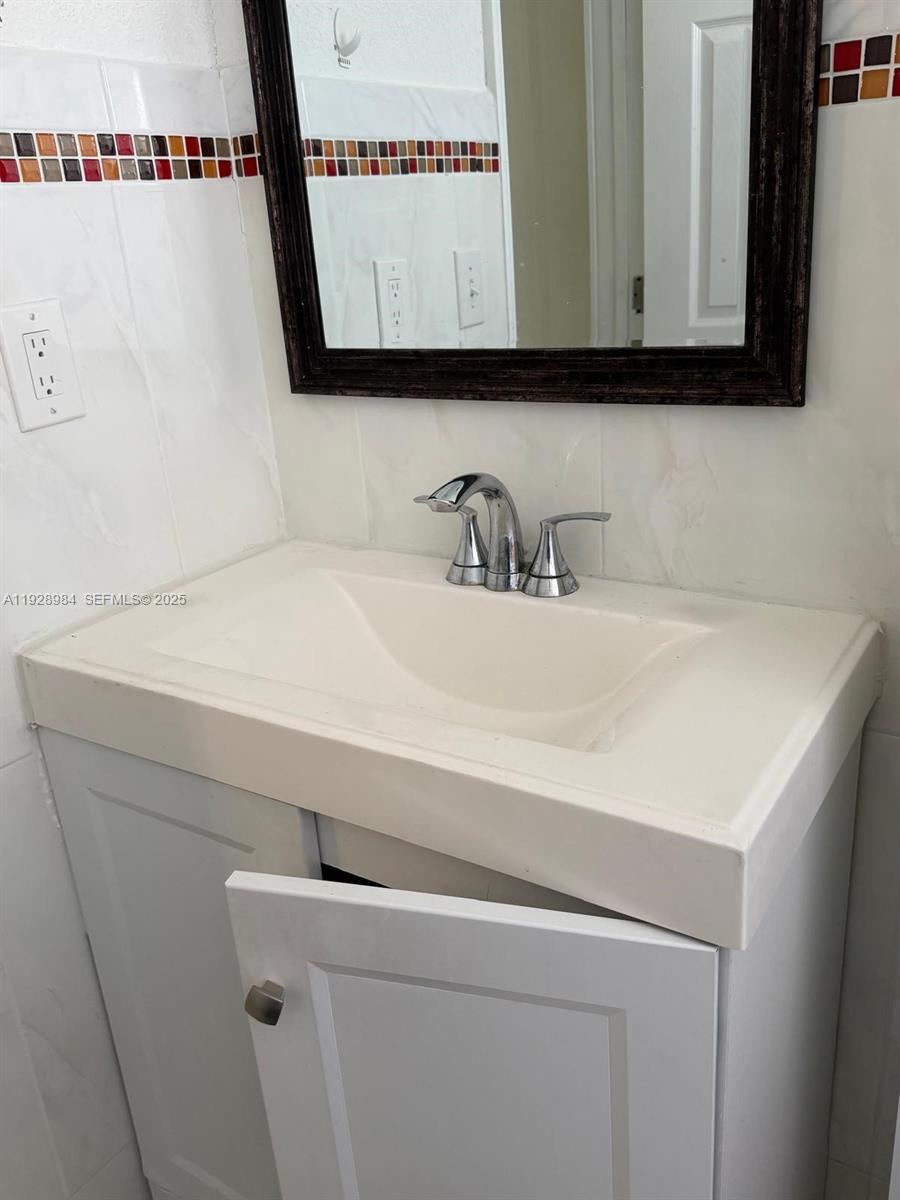 GOLF PARK SEC 1 - Residential Lease