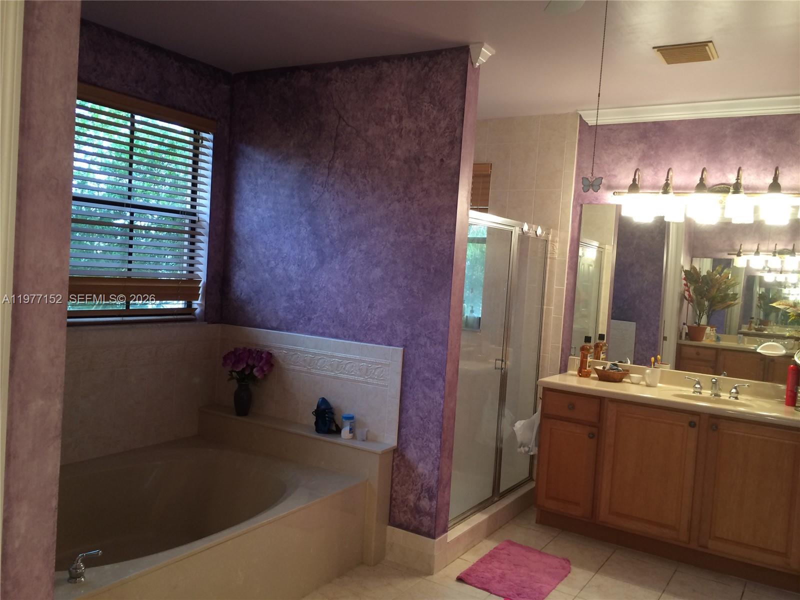 HARBOUR LAKES ESTATES - Residential