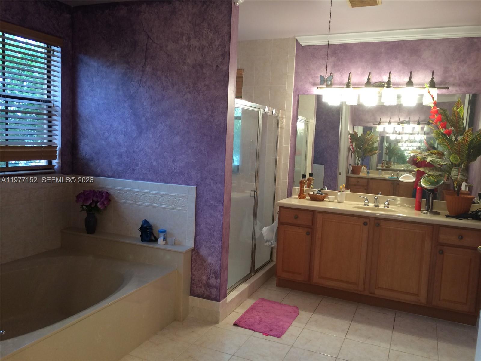 HARBOUR LAKES ESTATES - Residential