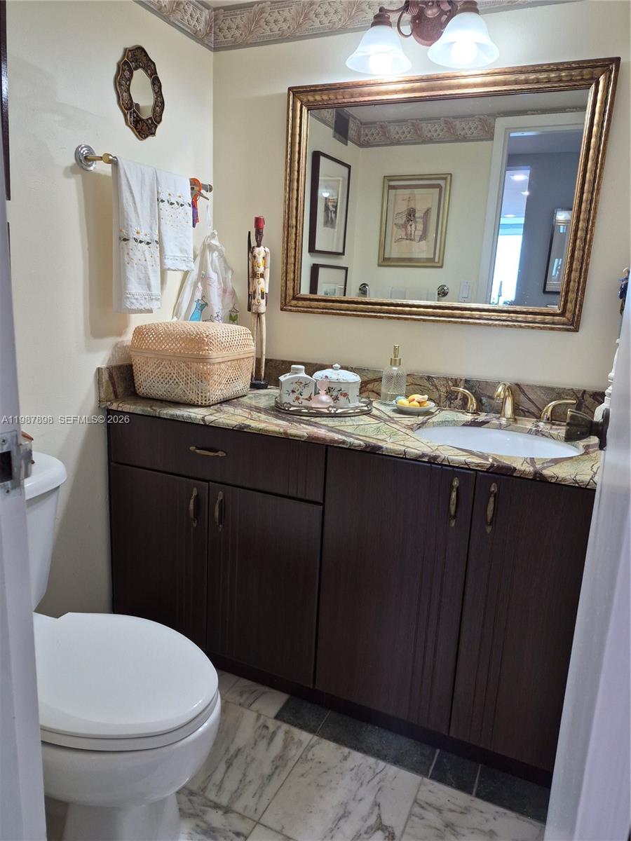 MIRASOL OCEAN TOWERS COND - Residential