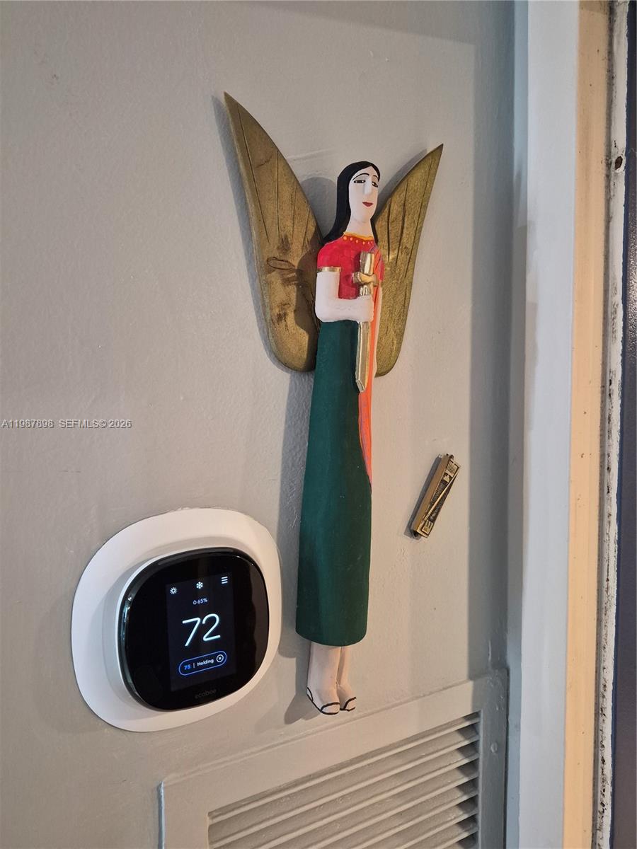 MIRASOL OCEAN TOWERS COND - Residential