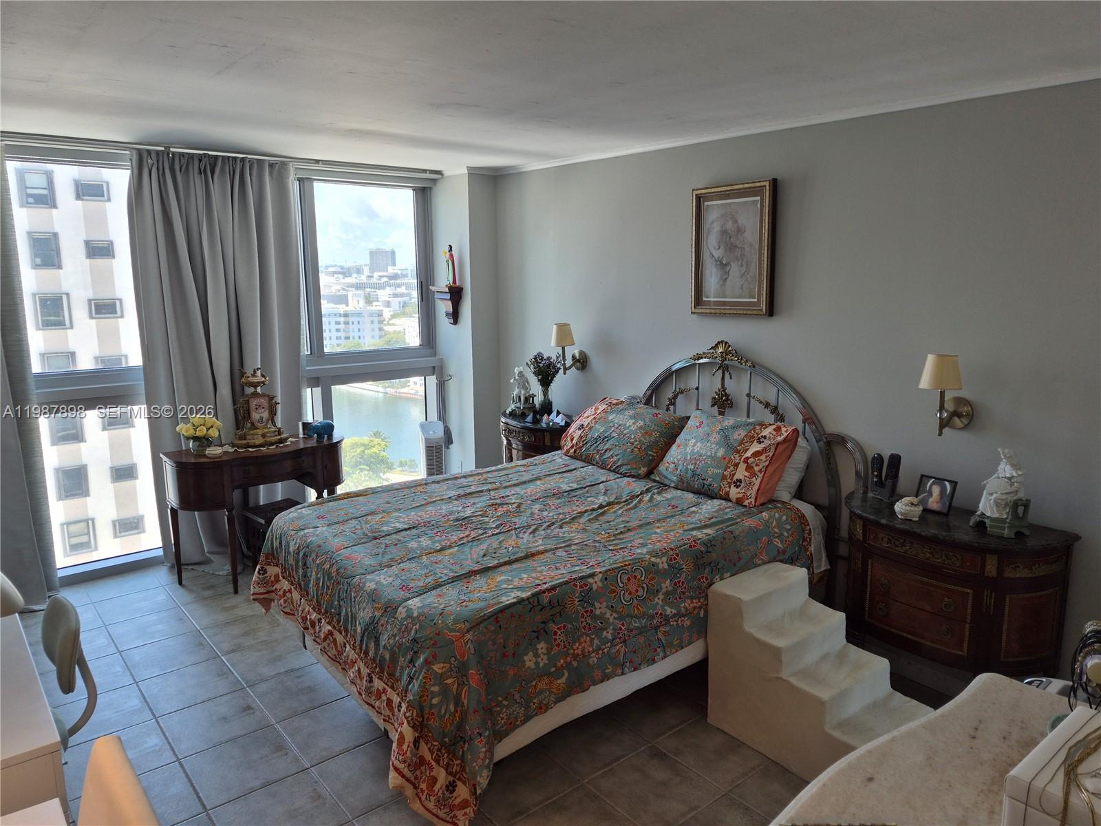 MIRASOL OCEAN TOWERS COND - Residential