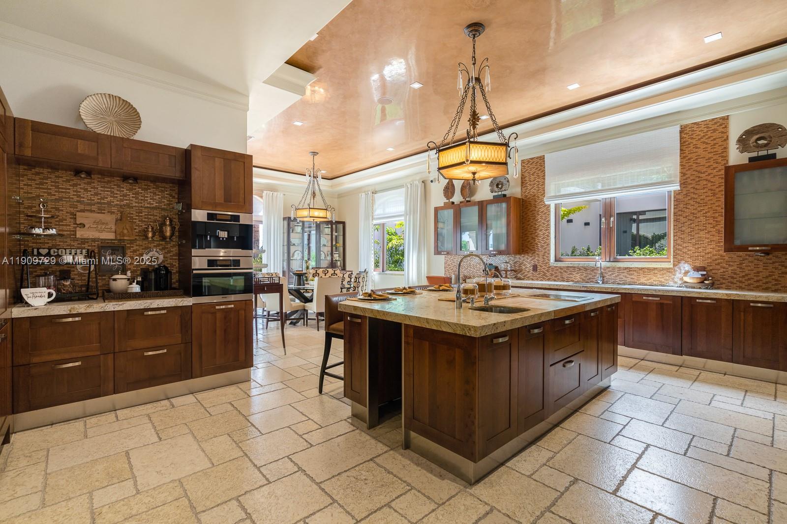 PALM ISLAND - Residential